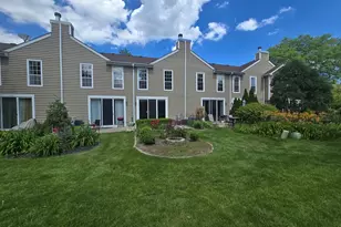 1264 Cranbrook Dr, Schaumburg, IL 60193 - Photo 18