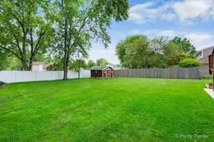 445 Harvest Ln, Roselle, IL 60172 - Photo 16
