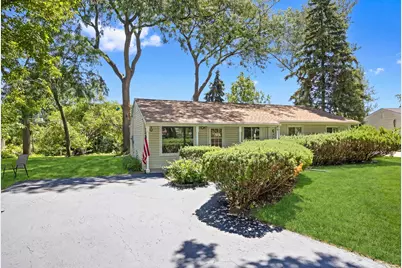 105 Rocklyn Court, Bolingbrook, IL 60440 - Photo 2
