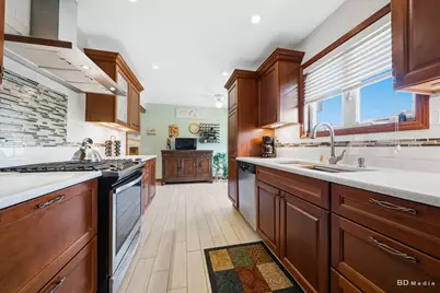 15155 Ridgeway Avenue, Midlothian, IL 60445 - Photo 12