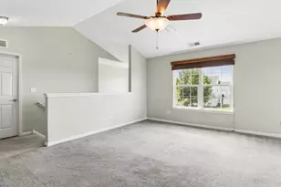 1972 Parkside Dr, Shorewood, IL 60404 - Photo 10