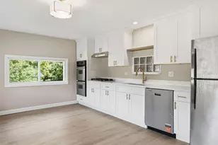 2802 15th St, Winthrop Harbor, IL 60096 - Photo 2