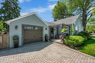 72 W Irving Park Rd, Roselle, IL 60172 - Photo 1