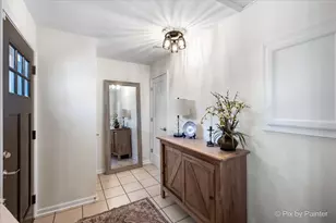 72 W Irving Park Rd, Roselle, IL 60172 - Photo 12
