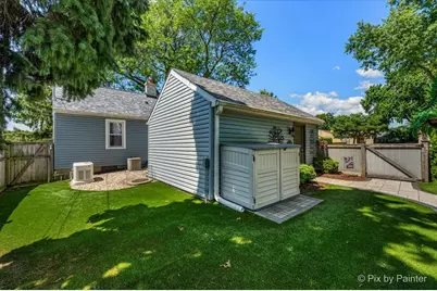 72 W Irving Park Road, Roselle, IL 60172 - Photo 30