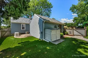 72 W Irving Park Rd, Roselle, IL 60172 - Photo 30