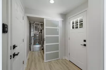 1927 Warwick Lane, Schaumburg, IL 60193 - Photo 26