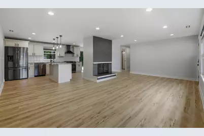 1927 Warwick Lane, Schaumburg, IL 60193 - Photo 6