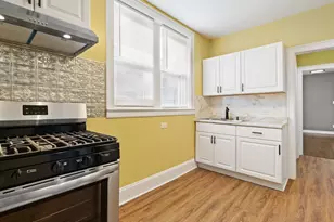 7649 S Yates Blvd, Chicago, IL 60649 - Photo 14