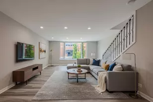 2730 N Greenview Ave, Chicago, IL 60614 - Photo 16