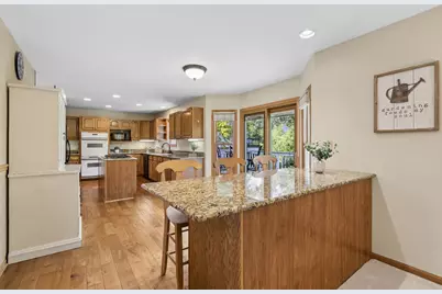 334 Sequoia Court, Antioch, IL 60002 - Photo 4