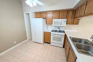 1339 Cranbrook Ct, Schaumburg, IL 60193 - Photo 8