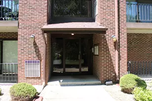 19561 Lake Shore Dr, Lynwood, IL 60411 - Photo 2