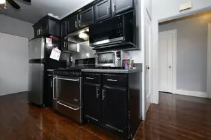 8126 S Chappel Ave, Chicago, IL 60617 - Photo 10