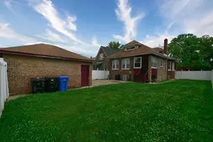 8126 S Chappel Ave, Chicago, IL 60617 - Photo 32