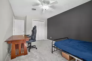 1111 E Jefferson St, Bloomington, IL 61701 - Photo 14