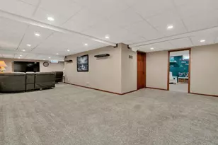10739 E 3200 N Rd, Blackstone, IL 61313 - Photo 38