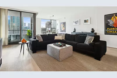 501 N Clinton Street #704, Chicago, IL 60654 - Photo 6