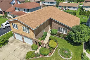 1133 N Thatcher Ln, Addison, IL 60101 - Photo 2