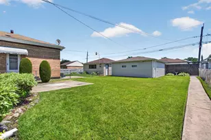 6109 S Neenah Ave, Chicago, IL 60638 - Photo 20