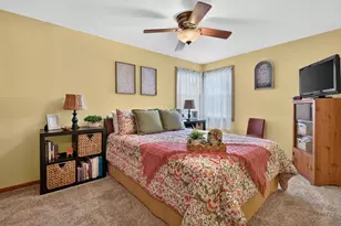 6109 S Neenah Ave, Chicago, IL 60638 - Photo 14