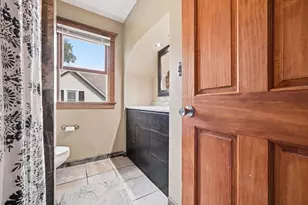 924 Prospect St, Dekalb, IL 60115 - Photo 16