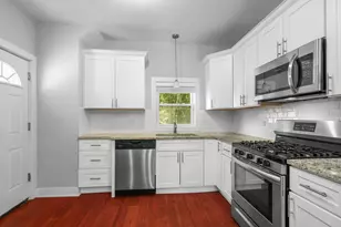 7351 W Barry Ave, Chicago, IL 60707 - Photo 10