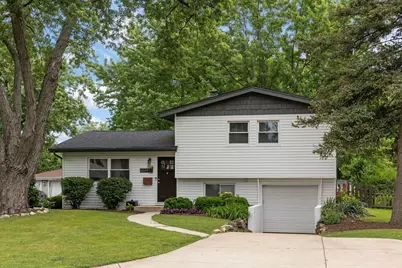 6029 Grand Avenue, Downers Grove, IL 60516 - Photo 1