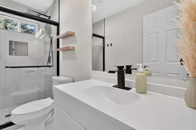 1645 Webster Lane, Des Plaines, IL 60018 - Photo 18