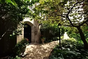 6334 N Sheridan Rd, Chicago, IL 60660 - Photo 2