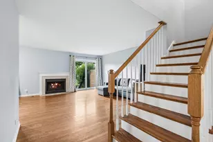 1534 Blackburn St, Wheaton, IL 60189 - Photo 4