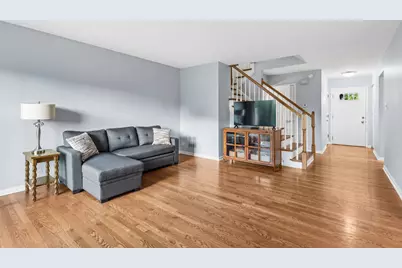 1534 Blackburn Street, Wheaton, IL 60189 - Photo 6