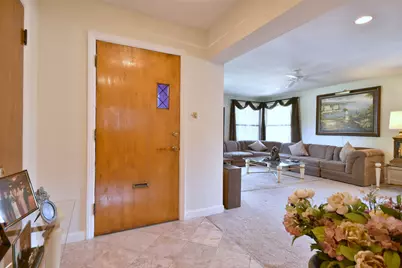 7315 W Dickens Avenue, Elmwood Park, IL 60707 - Photo 2