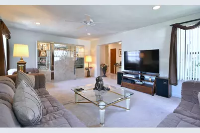 7315 W Dickens Avenue, Elmwood Park, IL 60707 - Photo 4
