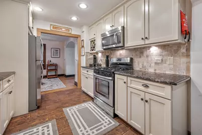 1078 Greenview Avenue, Des Plaines, IL 60016 - Photo 8