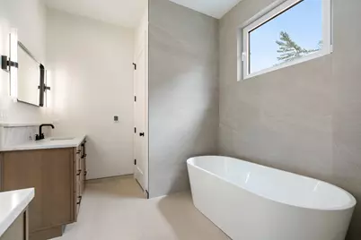1442 W Fletcher Street, Chicago, IL 60657 - Photo 28