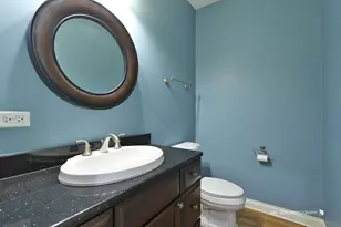 2935 Oxford Ct, Aurora, IL 60502 - Photo 18