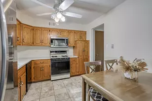 7425 Tiffany Dr, Orland Park, IL 60462 - Photo 6