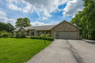 415 E Southmor Rd, Morris, IL 60450 - Photo 46