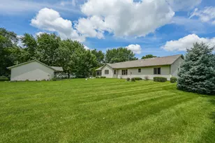 415 E Southmor Rd, Morris, IL 60450 - Photo 52