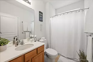 13215 Oakwood Ave, Huntley, IL 60142 - Photo 18