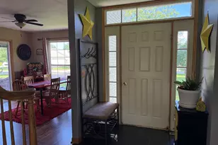 940 Beaver Pond Dr, Marengo, IL 60152 - Photo 8