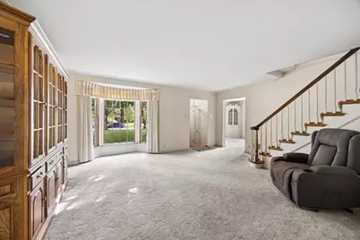 253 Northwood Road, Riverside, IL 60546 - Photo 8
