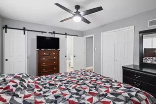 19049 Jonathan Ln, Homewood, IL 60430 - Photo 8