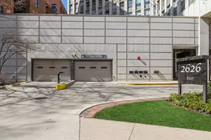 2626 N Lakeview Ave, Chicago, IL 60614 - Photo 18