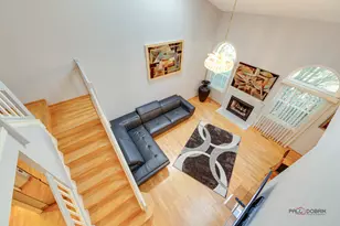 3209 N Daniels Ct, Arlington Heights, IL 60004 - Photo 16