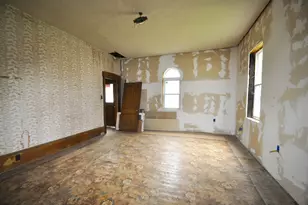 108 W 1st S St, Mount Olive, IL 62069 - Photo 26