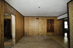 108 W 1st S St, Mount Olive, IL 62069 - Photo 8