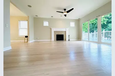 4249 N Kolmar Avenue #4249, Chicago, IL 60641 - Photo 4