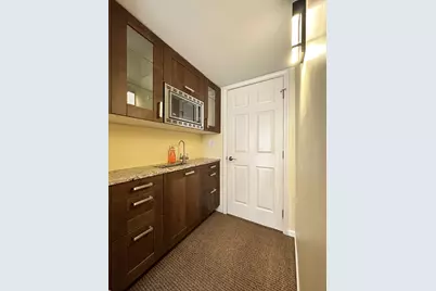 4249 N Kolmar Avenue #4249, Chicago, IL 60641 - Photo 28